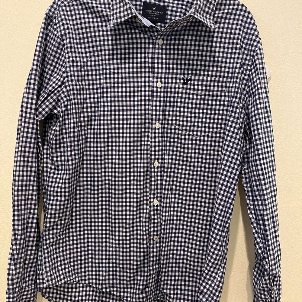American Eagle Outfitters Blue and White Casual Button Down